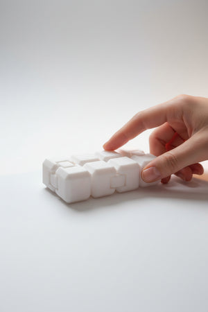 Sonsuzluk Küpü Stres Oyuncağı