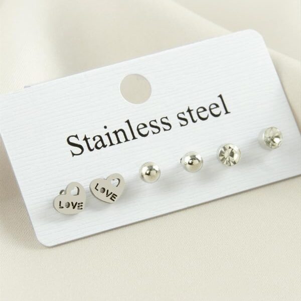 6’lı Love Yazılı Kalp & Taşlı Paslanmaz Çelik Küpe Seti