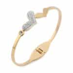 Taşlı Kalp Figürlü Altın Renkli Çelik Kelepçe Bileklik