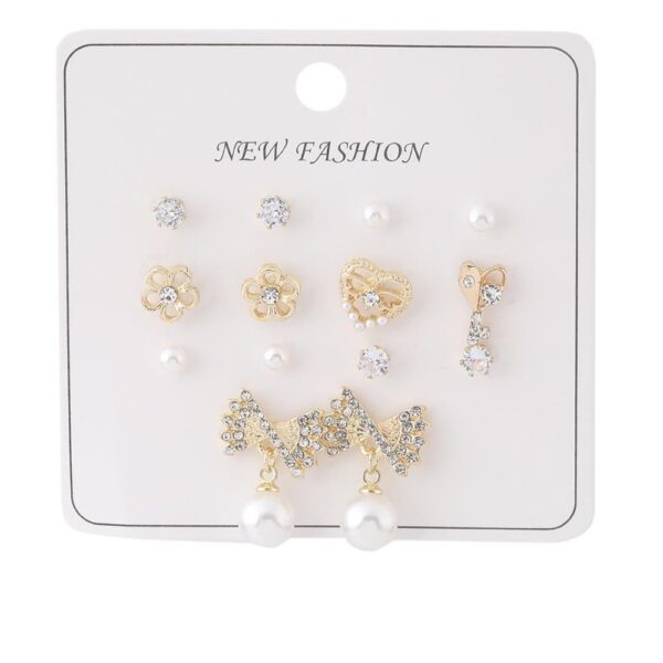 İnci ve Taş Detaylı Gold Renk Bijuteri Küpe Seti