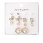 Fiyonk ve İnci Detaylı Gold Renk Taşlı Bijuteri Küpe Seti