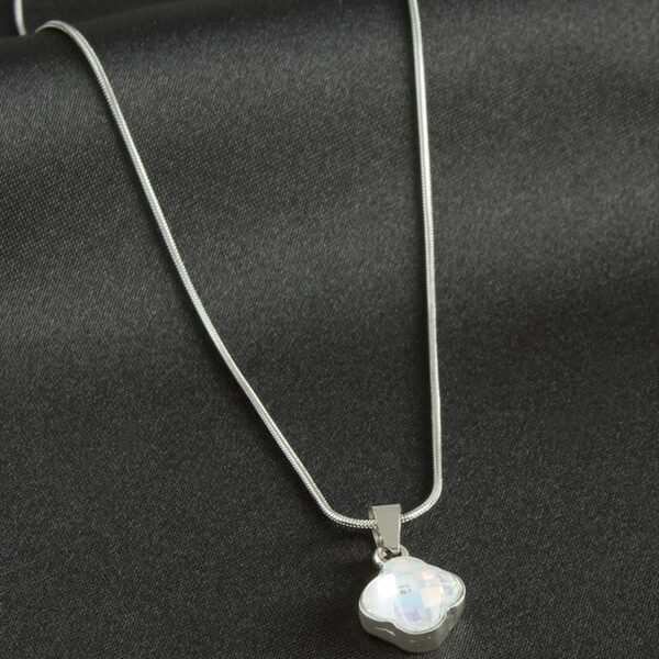 Çiçek Figürlü Silver Renk Çelik Kolye