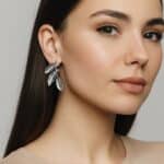 Zeytin Dalı Figürlü Gümüş Renk Çelik Küpe