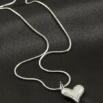 Kalp Figürlü Silver Renk Paslanmaz Çelik Kolye