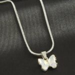 Kelebek Figürlü Silver Renk Paslanmaz Çelik Kolye