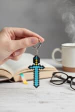 Minecraft Kılıç Figürlü Anahtarlık - Görsel 3