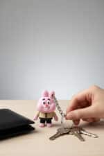 Richard Figürlü Hareketli Anahtalık - Görsel 3