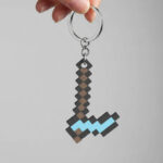 Minecraft Elmas Balta Figürlü Anahtarlık