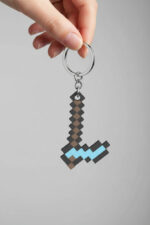 Minecraft Elmas Balta Figürlü Anahtarlık