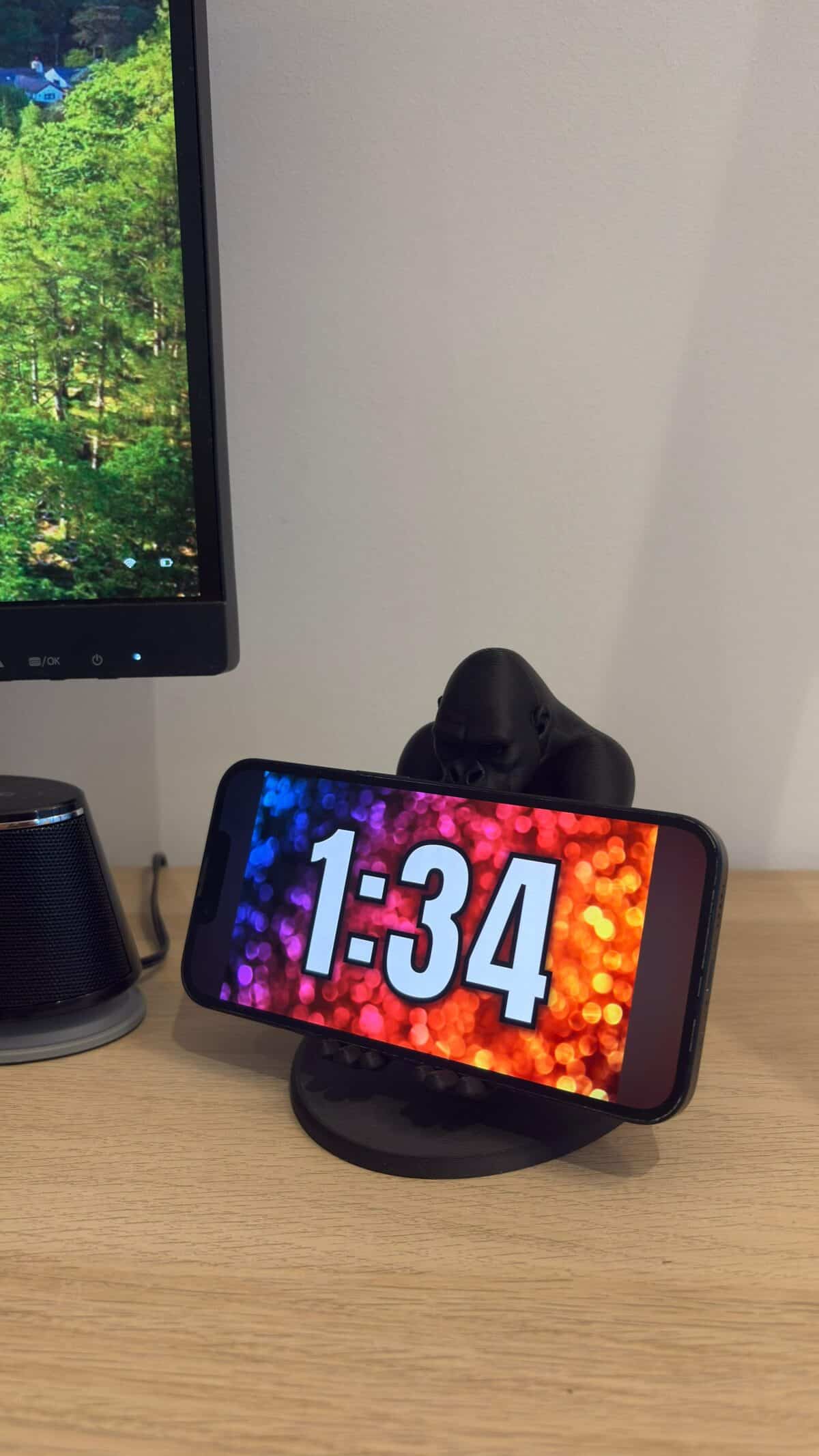 Goril Figürlü Telefon Standı - Görsel 2