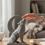 Uluyan Bozkurt ve Hilal Figürlü Biblo