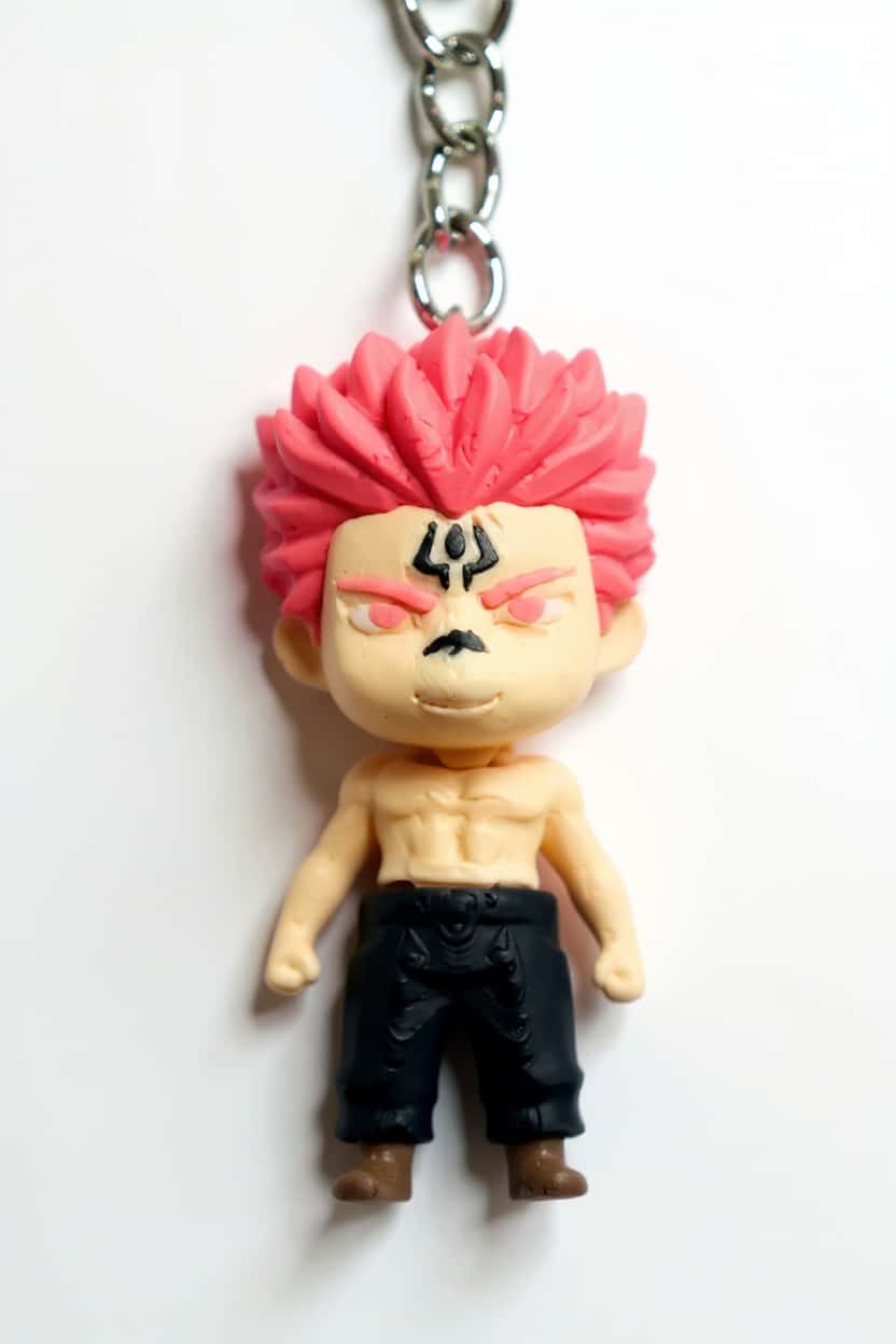 Lifestyle-Shot-4F89A583-E085-4D7F-9A92-8F2E93439455-Jpeg.jpeg Sukuna Figürlü Hareketli Anahtarlık - Görsel 1