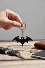 Batman Yarasa Figürlü Anahtarlık - Görsel 3