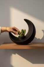 Hilal Figürlü Tasarım Vazo - Görsel 3