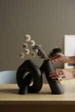 Birbirine Geçmeli Tasarım Vazolar